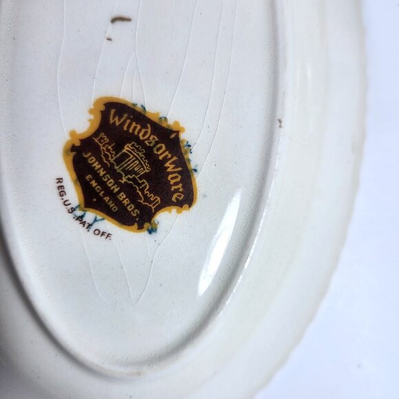 Johnson Brothers Gravy Boat Windsorware JB18 Floral Pattern Aqua Fluted Rim - Picture 12 of 12